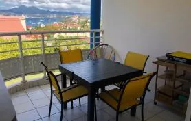 Studio charme entièrement rénové et Vue Mer