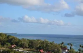 Location villa F4 à 150 mètres de la plage de l'Anse-Figuier
