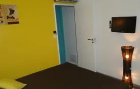 PROMO moyenne/longue Durée : STUDIO + Terrasse Vue mer proche plage- AU CALME