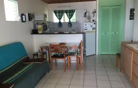 ANSES D'ARLET Petite Anse - Loue Appt T2 Climatisé Terrasse 19 m² 