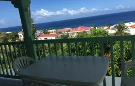 ANSES D'ARLET Petite Anse - Loue Appt T2 Climatisé Terrasse 19 m² 