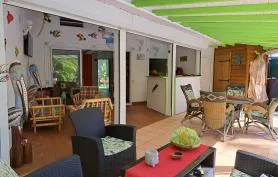 villa avec piscine privée Res KARUKERA sur la route touristique de la pointe des châteaux.