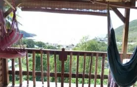 Maison dans un manguier avec vue panoramique
