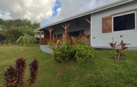 Maison Créole Kasa-Rev vue mer et montagne