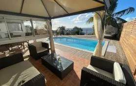 Superbe villa avec vue imprenable sur la baie des anses d arlet