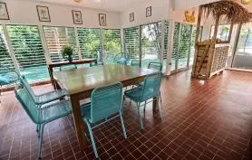 Séjour paradisiaque famille: piscine, plage 100m