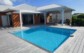 Villa Fleur de Goyave, bien ventilée & vue dégagée, piscine privée