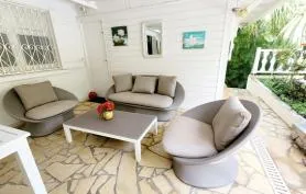 ANTILLES - GUADELOUPE : location villa de vacances 'KAZ A BAR' pour 4 personnes avec piscine