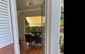 1/4 DE VILLA   TI CRABE LOCATION A ANSE DES ROCHERS