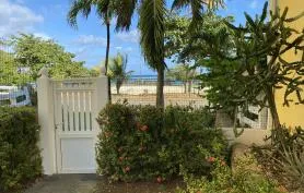 2 pièces classé 3 * Vue mer Plage à 100 mètres -Jardin au calme -activités         