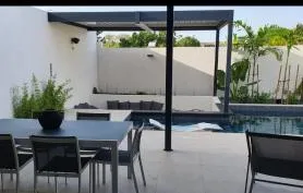 Villa Manaté avec piscine et jacuzzi