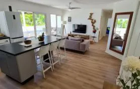Magnifique appartement de standing 7/8 personnes vue mer, résidence Anse des Rochers