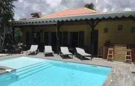 Villa créole avec piscine privative