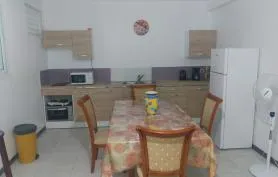 Location saisonnière bas de villa 