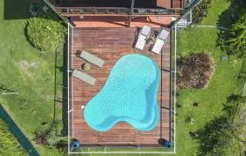 Bas de villa 2 chambres avec piscine privée et grand jardin