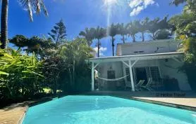 Villa Sisley, piscine, plage à 300 m