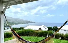 Villa Malandi, piscine au sel et vue mer