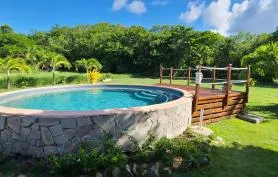 Charmant Bungalow au calme avec piscine