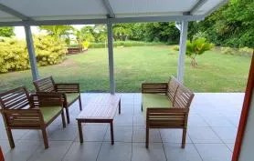 Charmant Bungalow au calme avec piscine