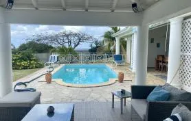 Villa  vue mer et piscine chauffée 