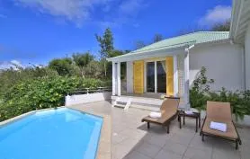 Villa JELUCA avec piscine sur les hauteurs de la baie orientale - 3 chambres - 6 personnes