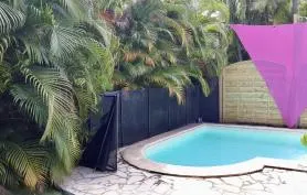 Villa hibiscus et colibris 3 chambres climatisées (6 pers), piscine privée et jacuzzi