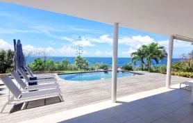 Villa de standing 4 chambres au Diamant avec piscine et vue mer