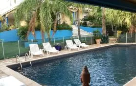 Villa Bleucaraibes, face à la mer des caraïbes, grande piscine au sel  CLIM et WIFI