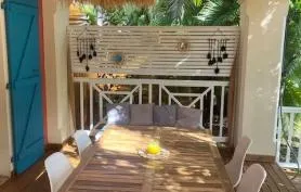 Villa les Saintes à 50 m de la plage