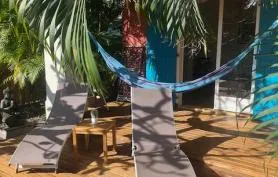 Villa les Saintes à 50 m de la plage