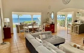 Villa bleu indigo  vue mer accès plage
