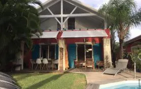 Villa Marie Galante 4/6 p à 50 m de la plage