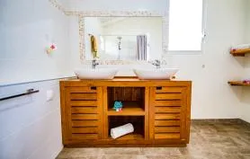 Villa Utrillo avec piscine privée à 5 minutes de la plage!