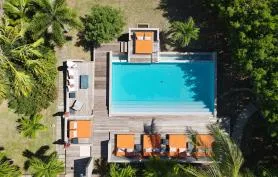 Locations naturistes dans un jardin exotique, le Jardin d'O