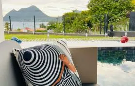 Le BÔ Diamant Garden - appartement de luxe avec piscine privée, jardin & vue mer