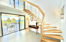 Villa Vanille****, vue mer et îlets Pigeon avec piscine 