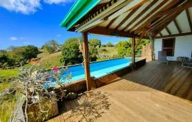 Villa indépendante atypique, superbe vue, piscine
