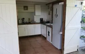 Bas de villa Chez Nonna, vue mer et piscine