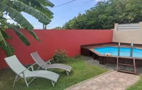 Gîte Monoï 4 personnes avec piscine privée