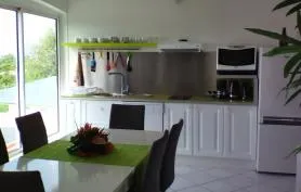 Haut de villa sécurisée vue mer et campagne pour 2/6 personnes