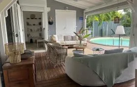 Très Belle Villa avec Vue Mer & Piscine - Séjour relaxant sous les tropiques