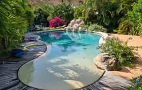 T3, Piscine, Jaccuzzi, Jardin tropical, proche de la plage