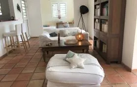 Villa créole T5 piscine et vue mer