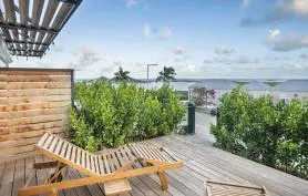 Sur les hauteurs de la Baie Orientale - Appartement 1 chambre 4p vue mer 