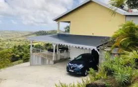 Appartement Les Alizés 1 en bas de villa avec piscine + SPA