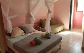 Gîte** avec piscine et SPA à 900m de la mer