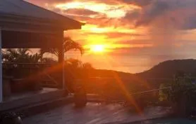 Villa La Palmira - Les Anses d'Arlet - Vue Mer - Piscine/jacuzzi - Lit en 180x200 - Clim - Proche des commodités et des plages