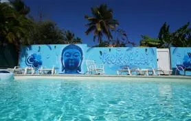 Promo-20% 3 plages à pied : Studios avec Piscine 40€/nuit Clim Wifi, T2 Spa 65€/n T3(6pers) 85€/n CoursDeSurf 29€