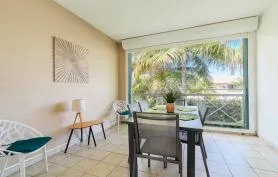 Courbaril appart 75m² Vue Mer & Piscine accès direct plage