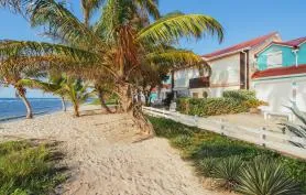 Courbaril appart 75m² Vue Mer & Piscine accès direct plage